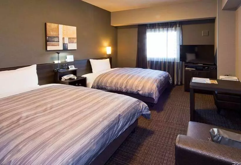 Hotelli Route Inn Sakurai Ekimae