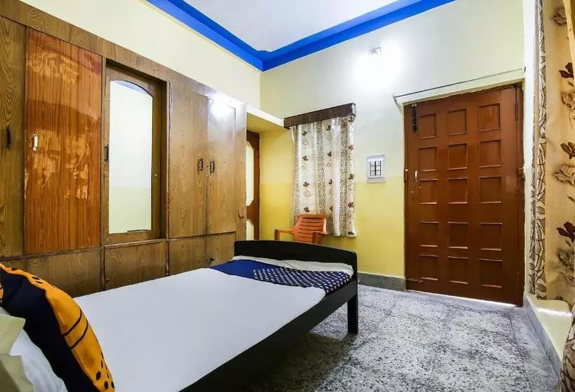 Hotelli Spot On Cherish Guest House