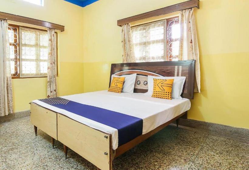 هتل Spot On Cherish Guest House