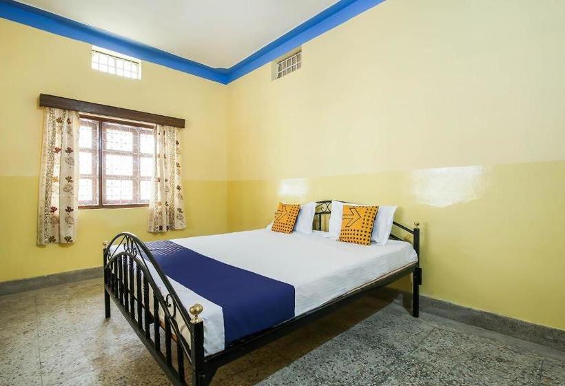 هتل Spot On Cherish Guest House