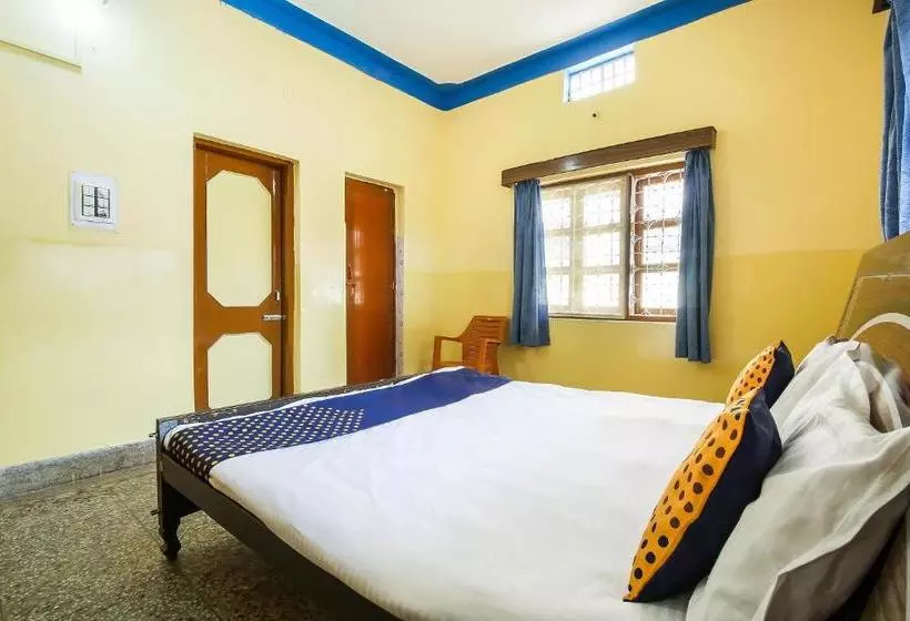 Hotelli Spot On Cherish Guest House