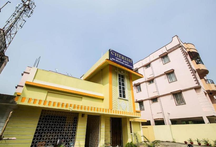 هتل Spot On Cherish Guest House