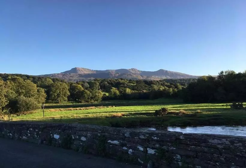 Majatalo Aber Cottage B&b