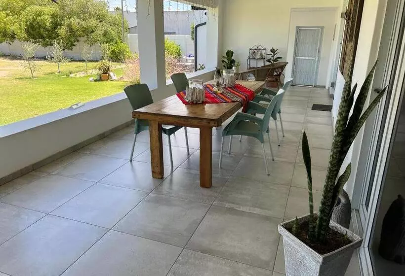 ベッドアンドブレックファースト Always Summer Guesthouse