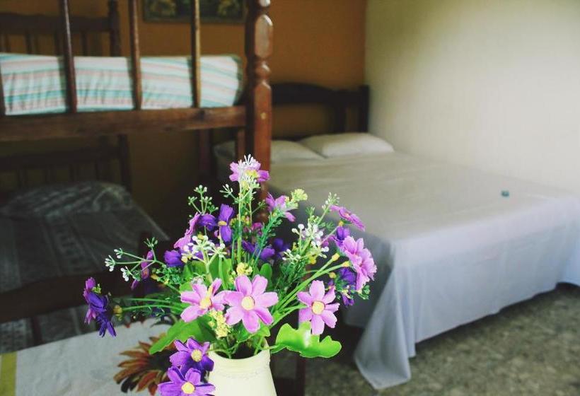 Отель Solares De Maricá