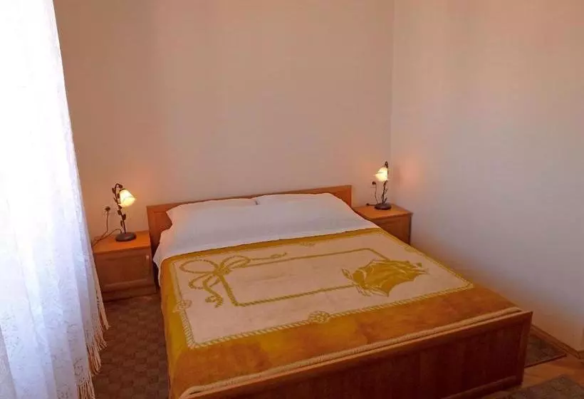 Apartments Jelka