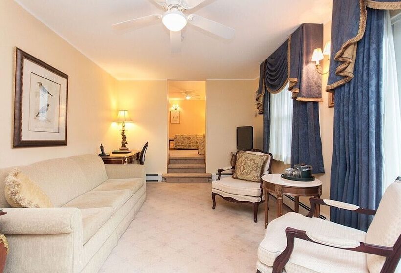 Отель Copperhood Retreat & Spa