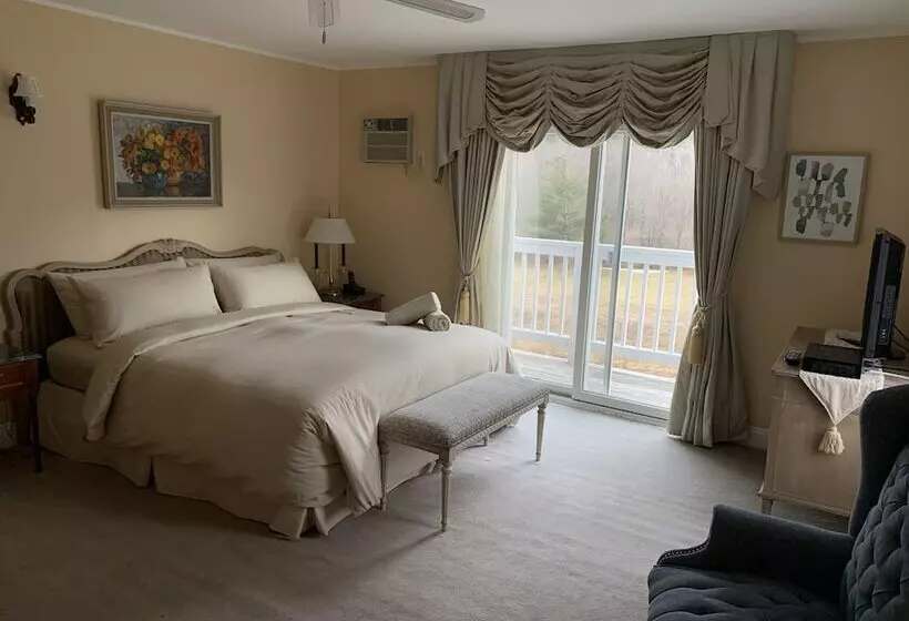 ホテル Copperhood Retreat & Spa