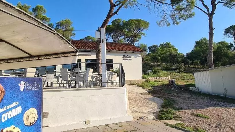 هتل Mobile Home Tim