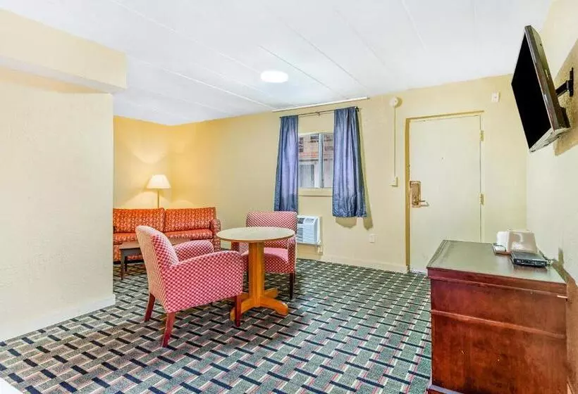 Hotelli Peoria Il I74