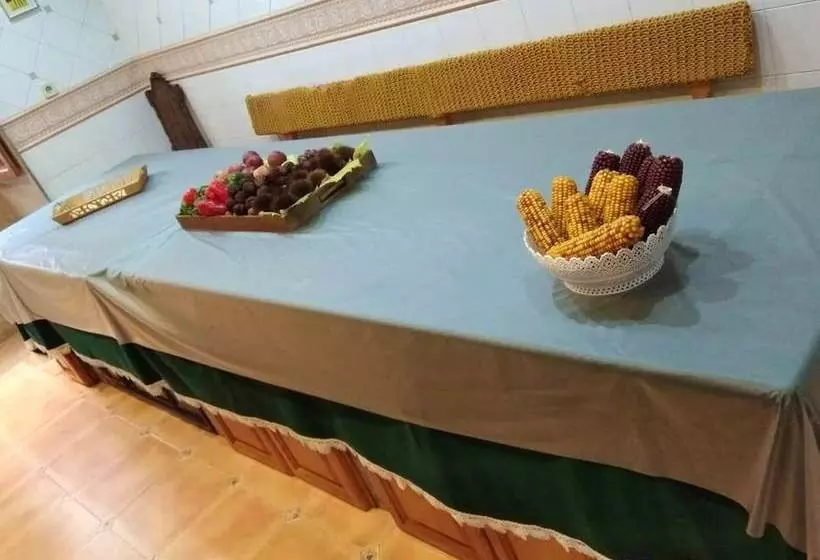 Spacious House With Mountain View In Carboeiro De Francia