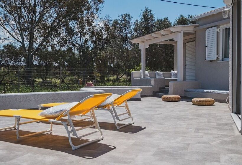 Large Private Villa Splendid Terraces & Views