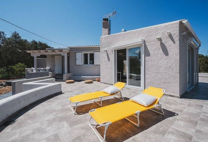 Large Private Villa Splendid Terraces & Views