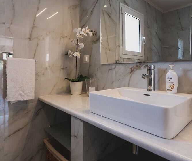 Large Private Villa Splendid Terraces & Views