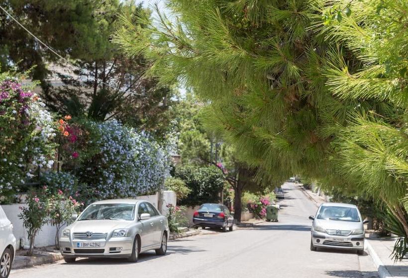 New Stylish Apartment With Sea View