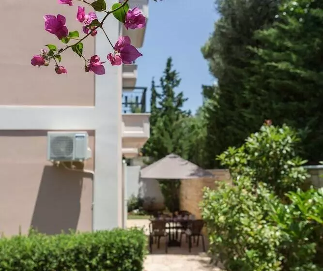 New Stylish Apartment With Sea View