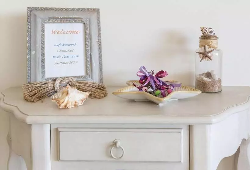 New Stylish Apartment With Sea View