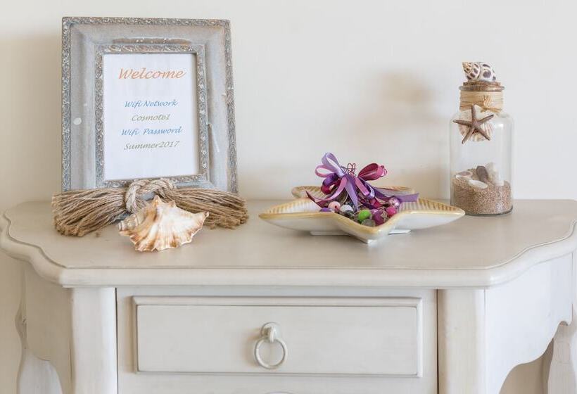 New Stylish Apartment With Sea View