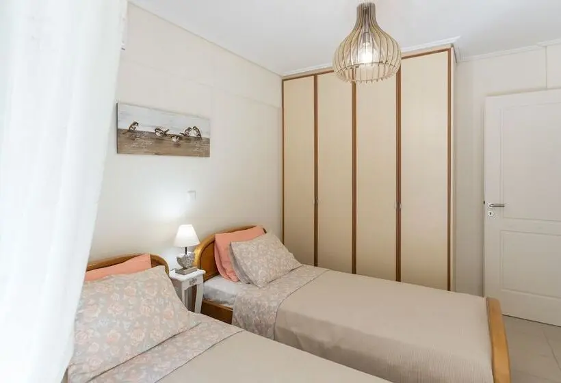 New Stylish Apartment With Sea View