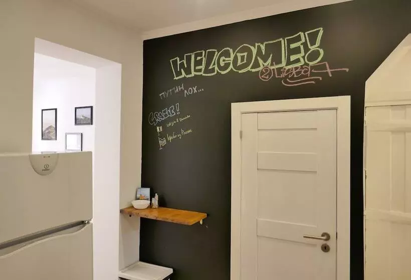 Majatalo Tt Anjos Lisbon Rooms