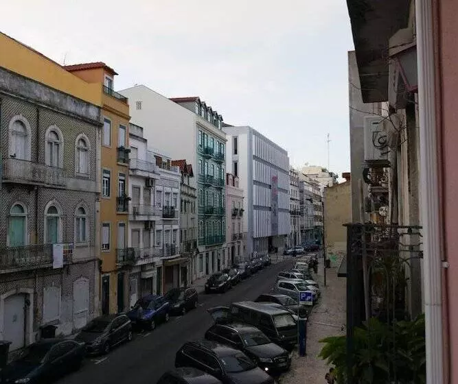 Majatalo Tt Anjos Lisbon Rooms