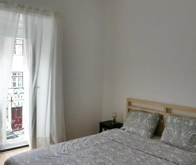 Majatalo Tt Anjos Lisbon Rooms