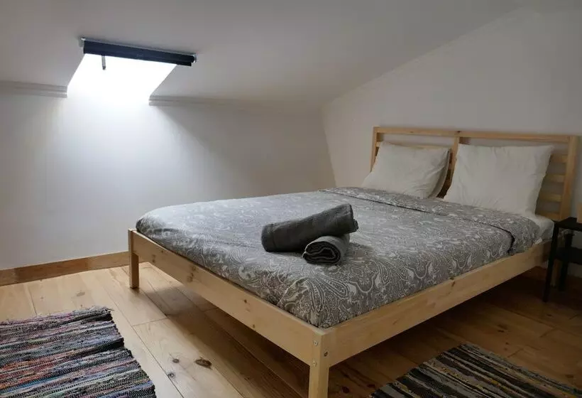 Majatalo Tt Anjos Lisbon Rooms