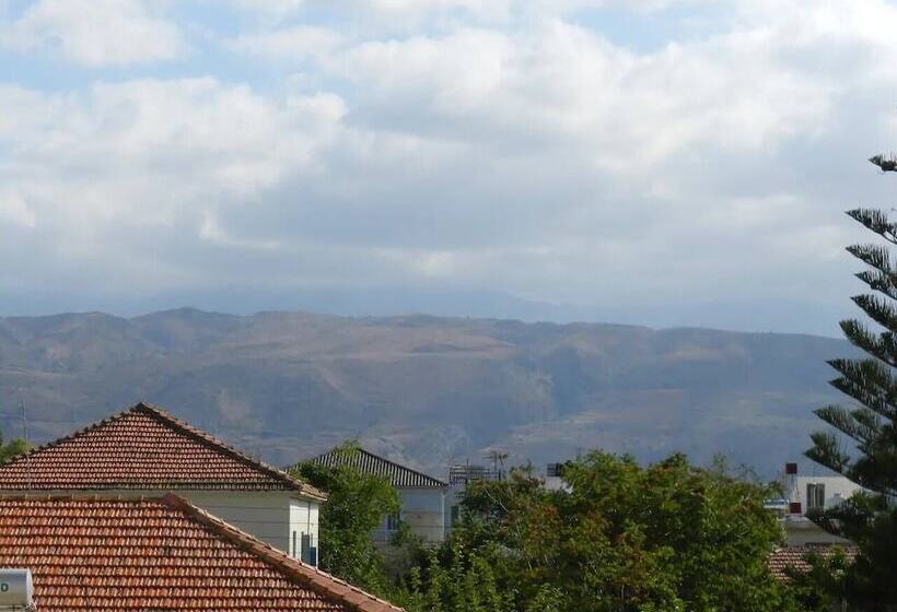 Pentari Bitsakis House