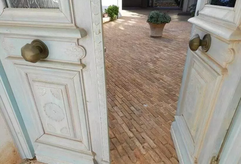 Pentari Bitsakis House