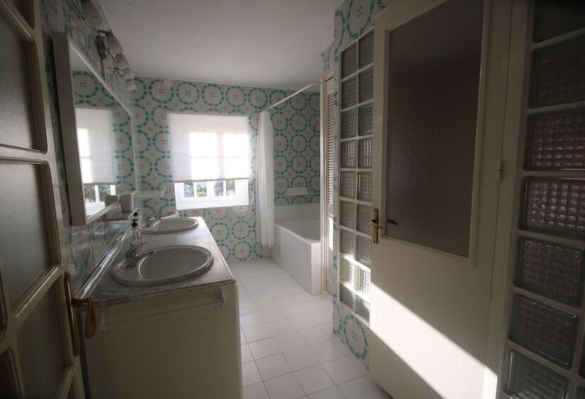 Rent&dream Villa Malaga Manila