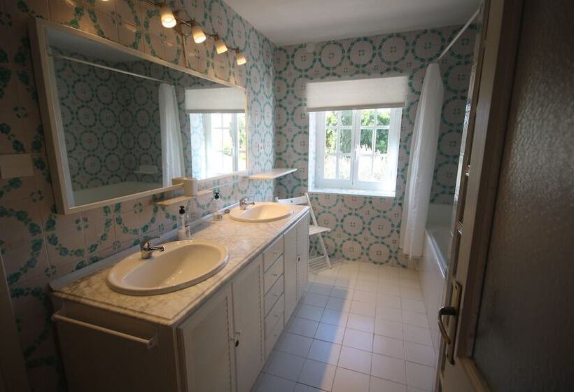 Rent&dream Villa Malaga Manila