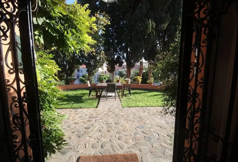 Rent&dream Villa Malaga Manila