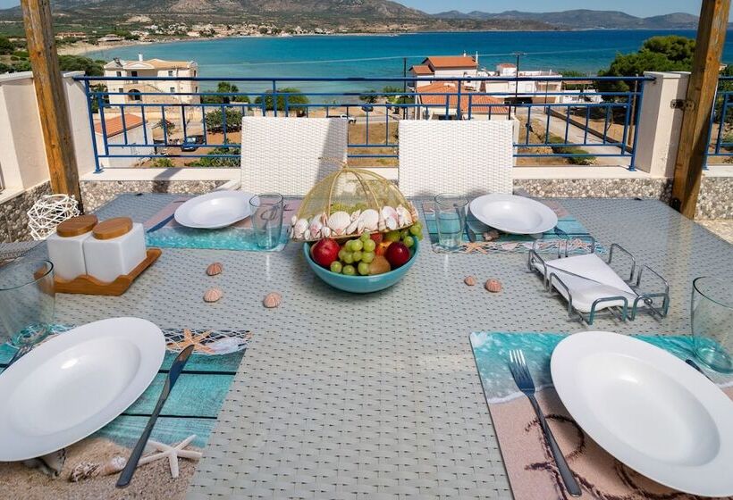 Seaview Flat Steps To The Beach