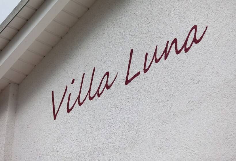 Villa Luna