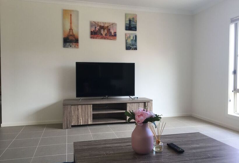 Apple House Point Cook