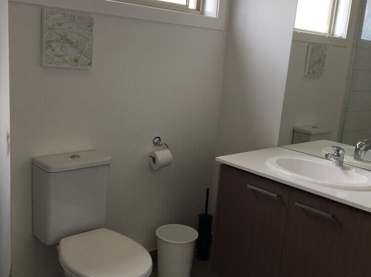 Apple House Point Cook