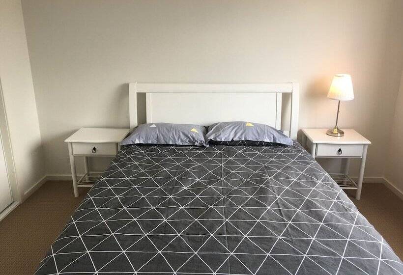 Apple House Point Cook