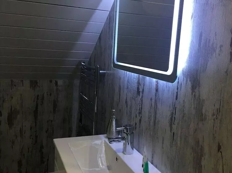 Aamiaismajoitus (B&B) Beudy Bach