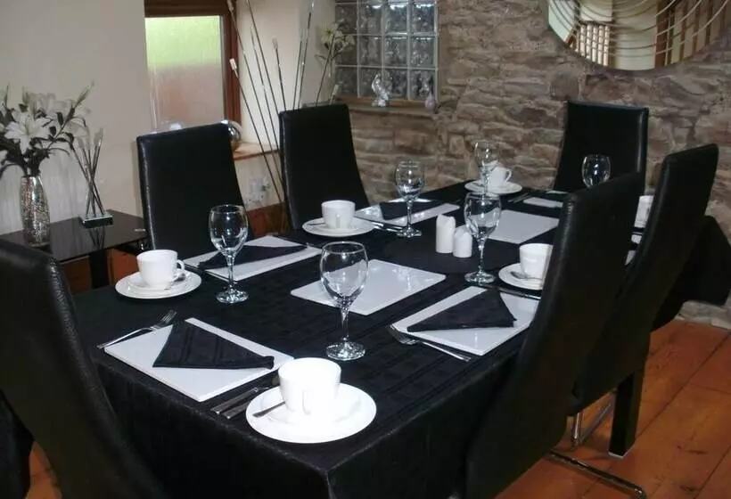 Aamiaismajoitus (B&B) Beudy Bach