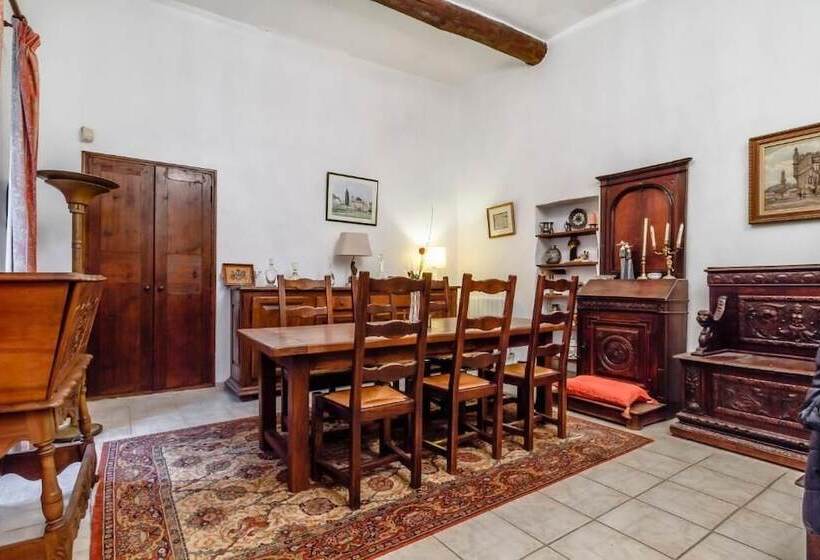 تختخواب و صبحانه Chambre D Hotes Presbytère St Symphorien