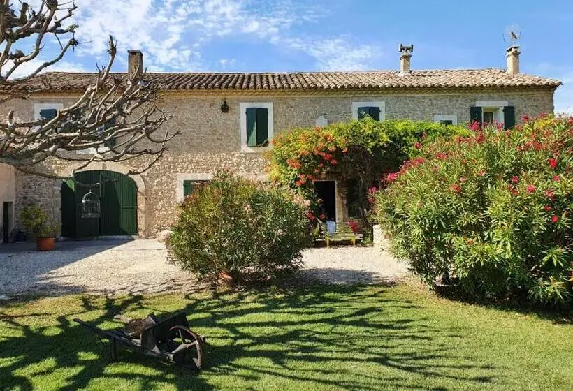 Aamiaismajoitus (B&B) Mas La Pomarede