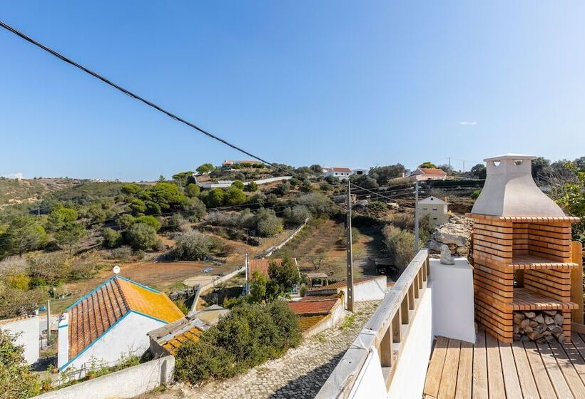 Carvoeira Surf & Family Villa