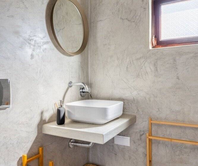 Carvoeira Surf & Family Villa