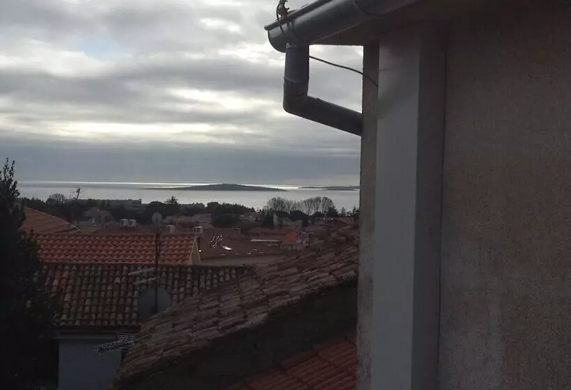 Cozy Apartment Nena In Medulin