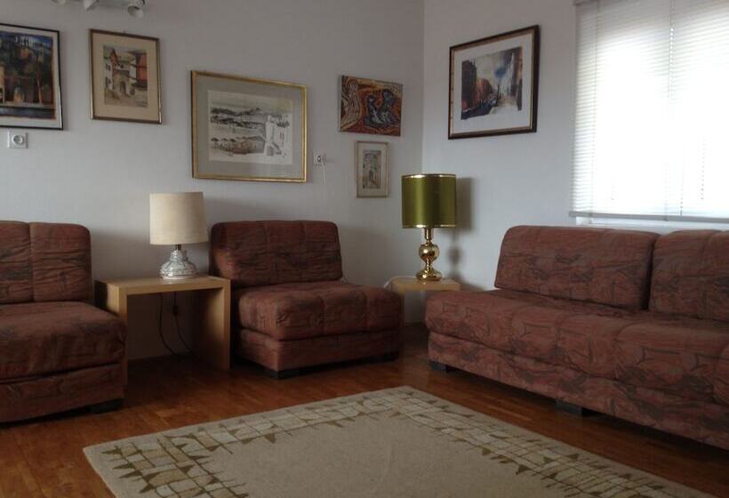 Cozy Apartment Nena In Medulin