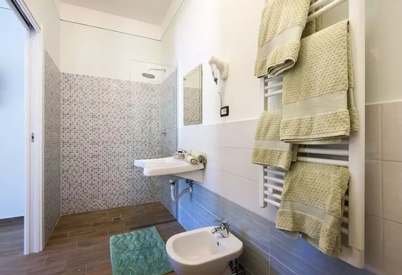 Maaseutuhotelli Agriturismo Oliviera Winery & Hiking