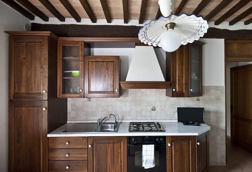 乡村酒店  Agriturismo Oliviera Winery & Hiking