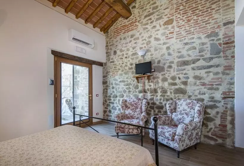 Maaseutuhotelli Agriturismo Oliviera Winery & Hiking