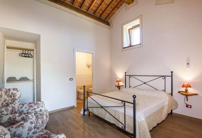 Maaseutuhotelli Agriturismo Oliviera Winery & Hiking