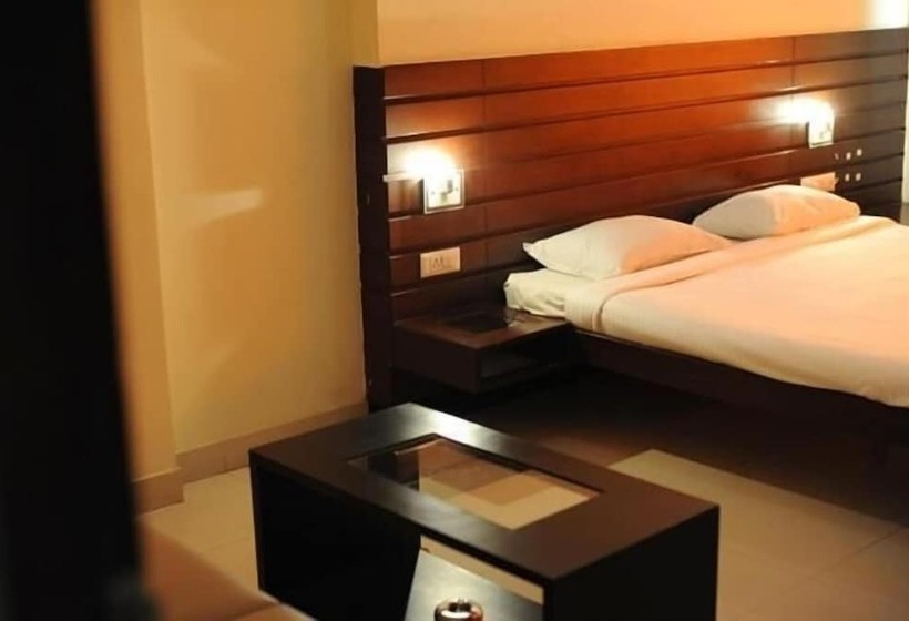 酒店 Vande Matharam